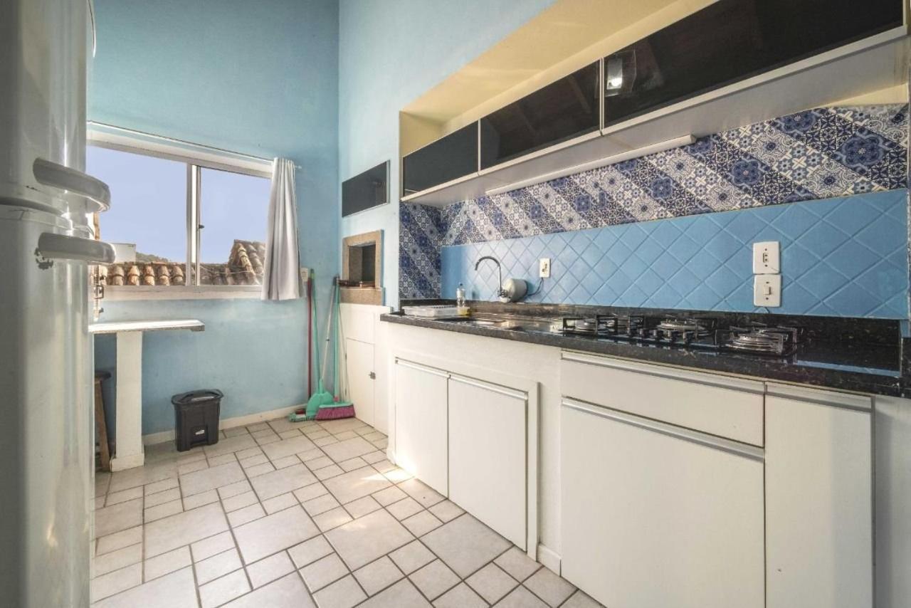 봄비나스 Apartamento Em 4 Ilhas 아파트 외부 사진