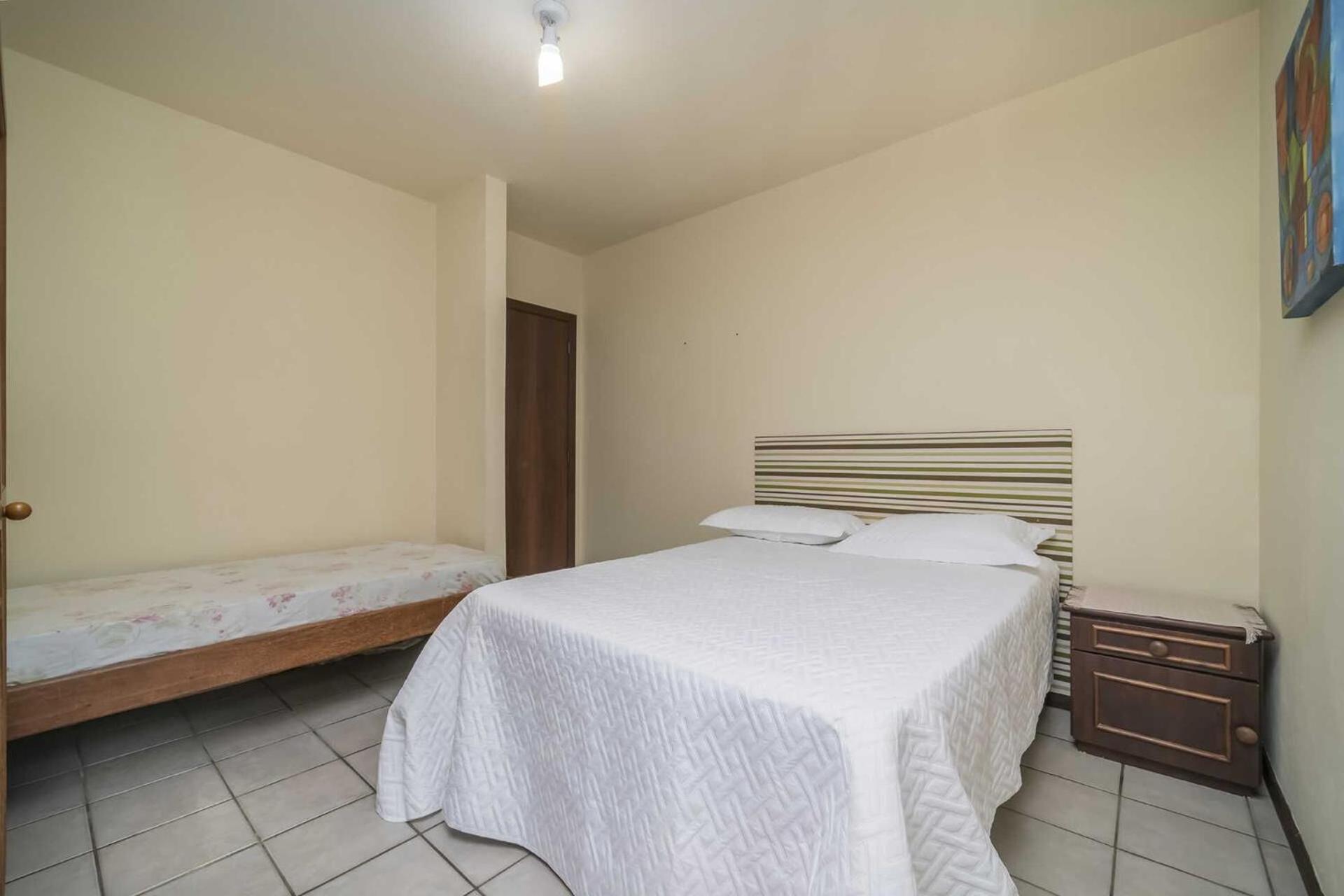 봄비나스 Apartamento Em 4 Ilhas 아파트 외부 사진