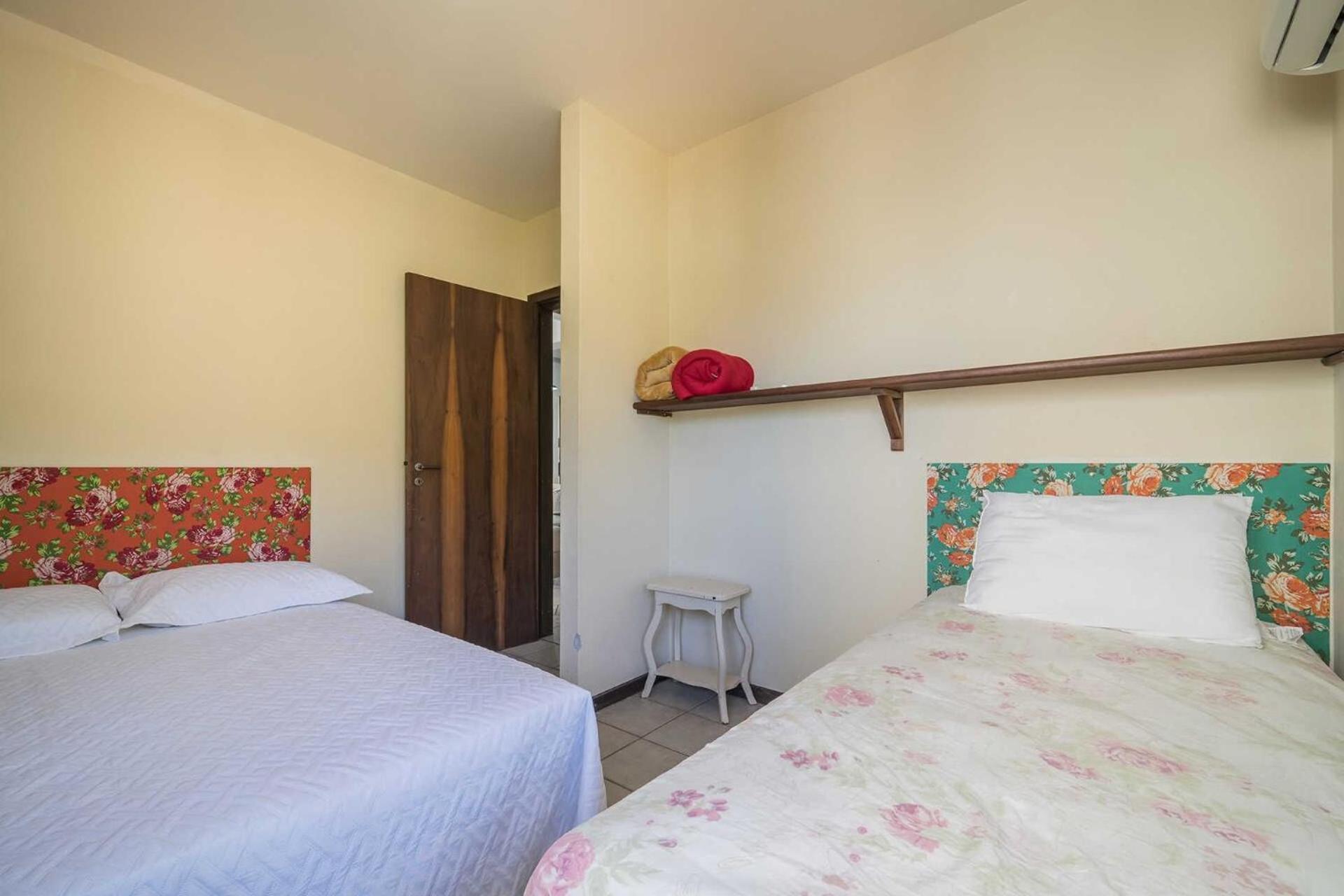봄비나스 Apartamento Em 4 Ilhas 아파트 외부 사진