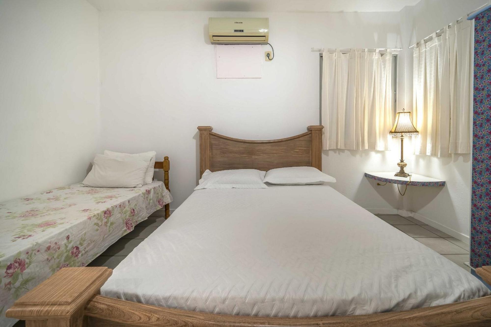 봄비나스 Apartamento Em 4 Ilhas 아파트 외부 사진
